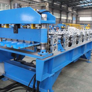 IBR type roofing sheet roll former